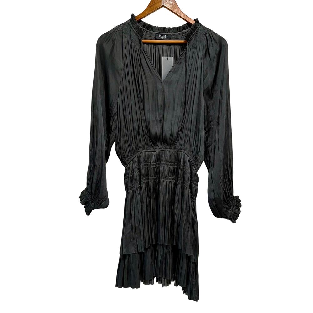 Reset by Jane Pleated Mini Dress Boho Romantic Long Sleeve Smocked Waist Size M